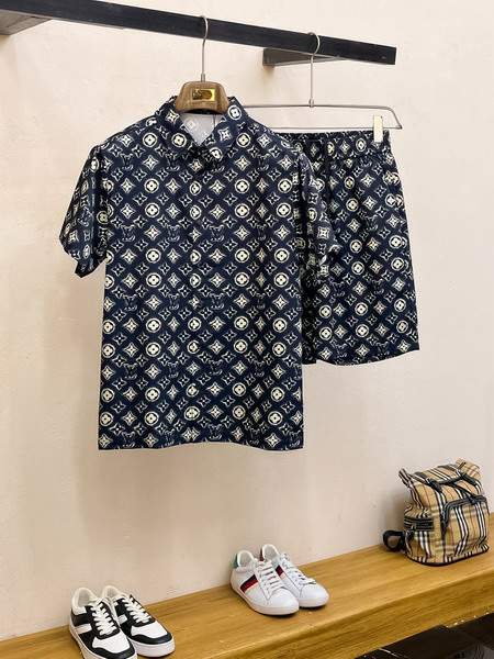 Picture of LV Shirt Pant Suits _SKULVM-3XL13gr12422912